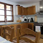 別荘 Linos Traditional