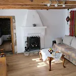 Linos Traditional セオロゴス