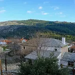 別荘 Linos Traditional