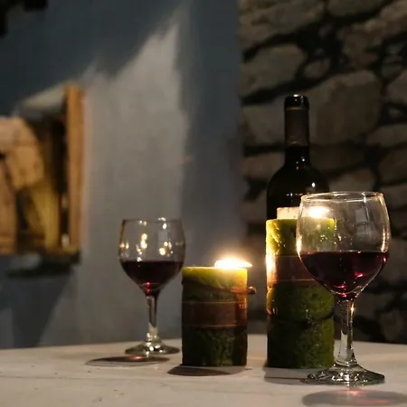 Linos Traditional Theologos (Thasos)